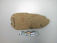 藏品(中型舌刃打製石斧)的圖片